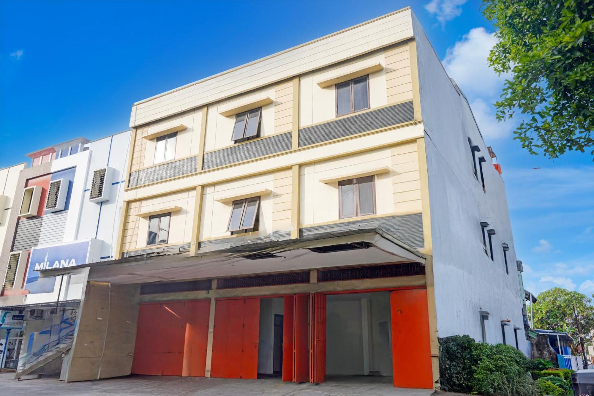 Hotel O Rappocini Near Rsia Paramount Makassar Eksteriør billede